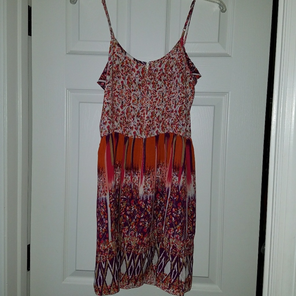 Dress - Picture 2 of 3
